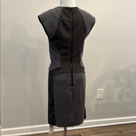 W118 by Walter Baker XS Grey Black Sleeveless Sheath Midi Dress - Picture 8 of 15